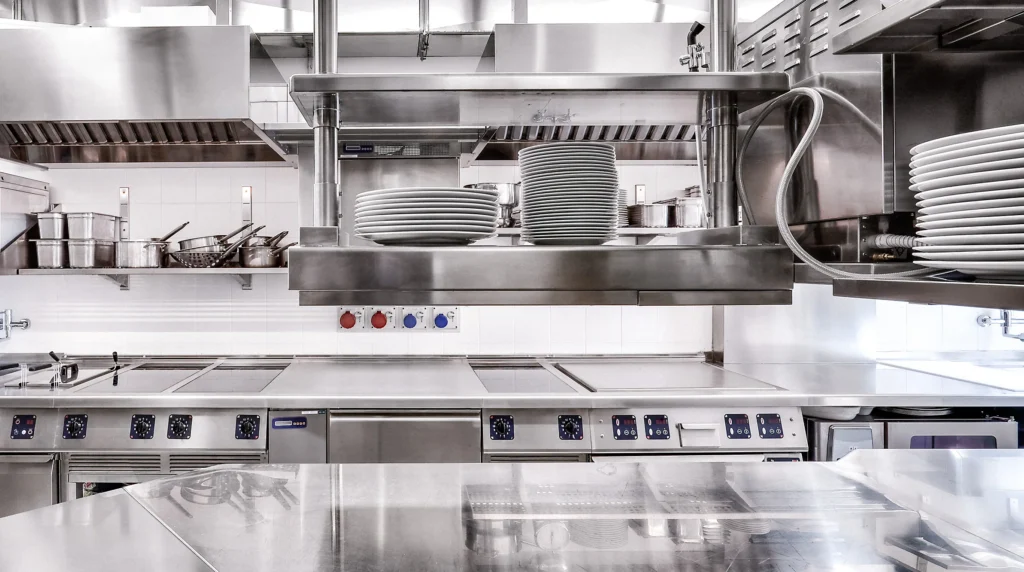 Professionelle Edelstahlreinigung Berlin – Kalkbildung vermeiden & Glanz erhalten