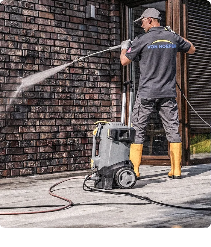 Fassadenreinigung - VON HOEFER Facility Services GmbH