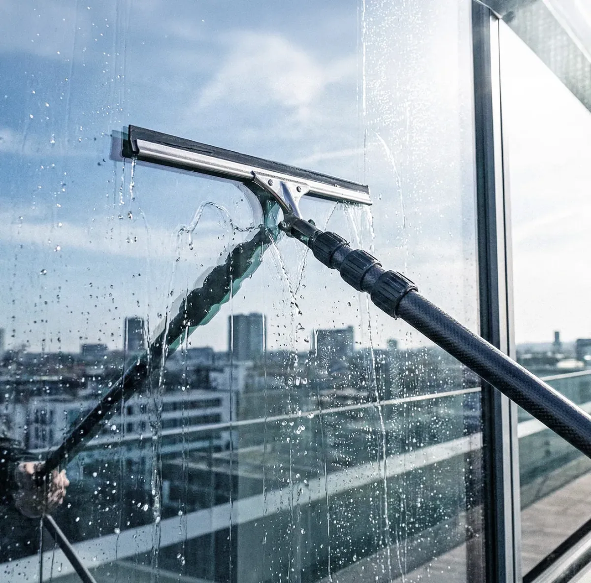 Fensterreinigung - VON HOEFER Facility Services GmbH